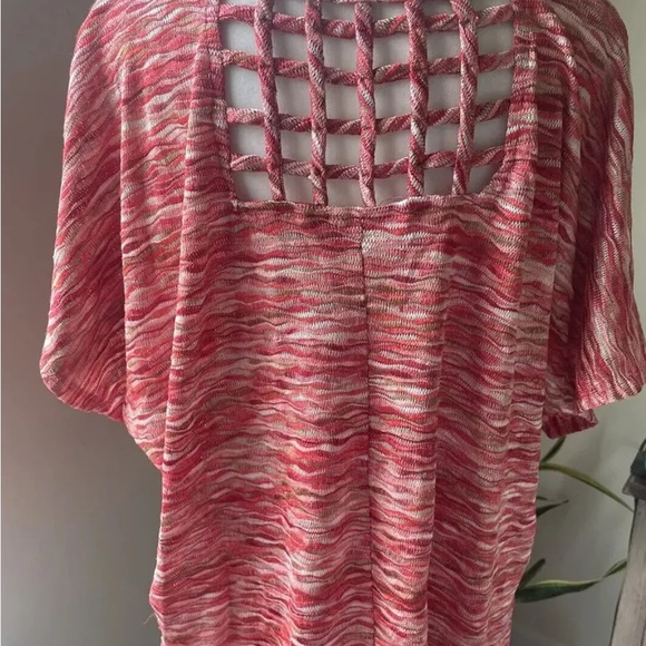 Women’s Plus Size 2X | Dress Barn Red Lightweight Top With Crisscross Back - Picture 2 of 3